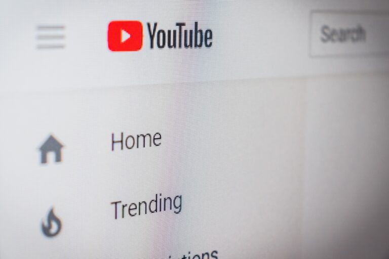 Capire come funziona l’algoritmo di YouTube (e crescere sulla piattaforma)